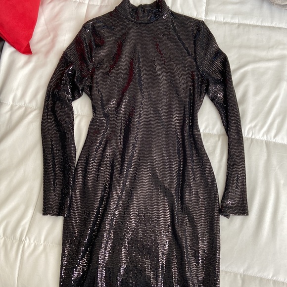Black sequence dress - Picture 5 of 5